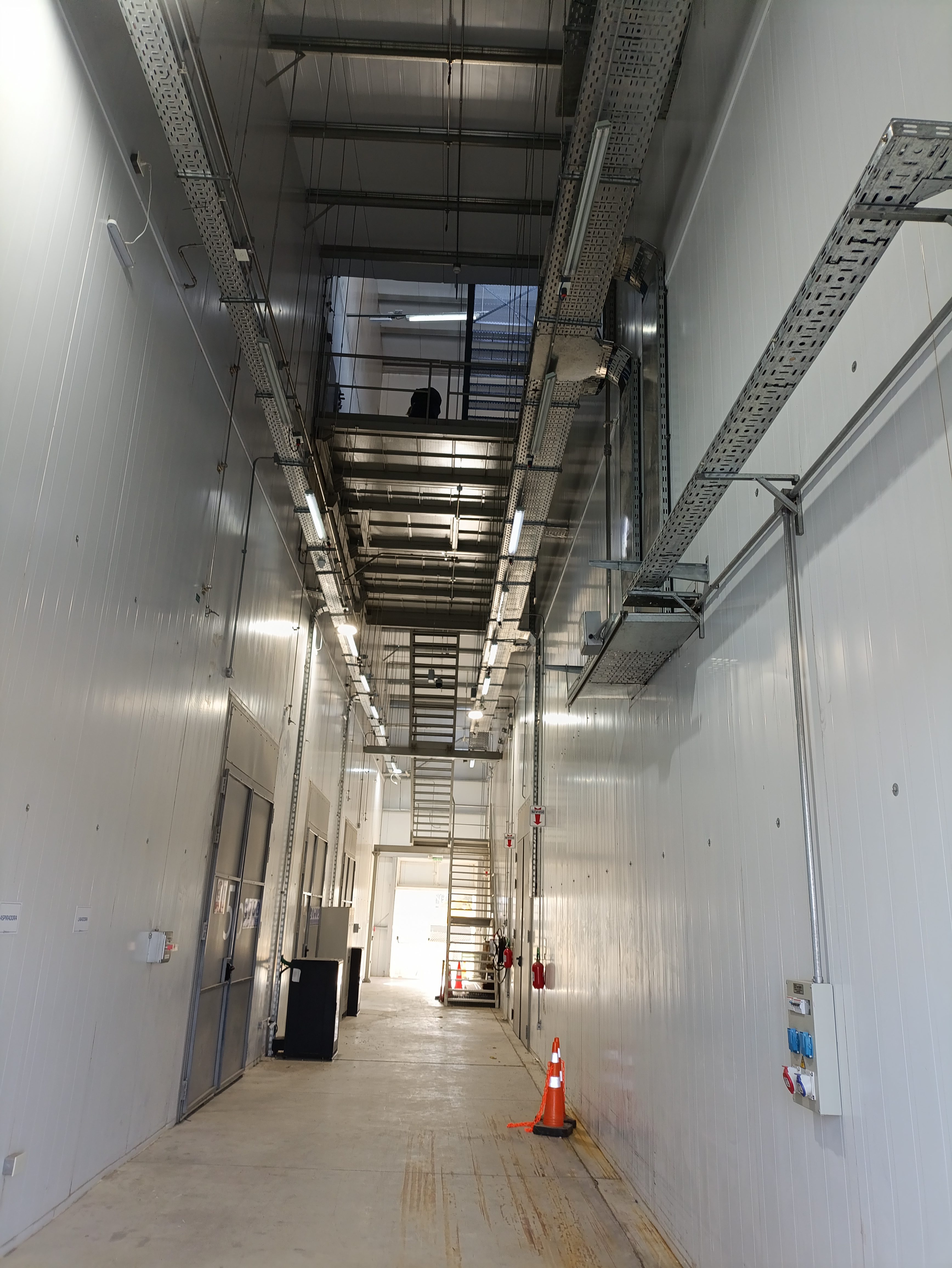 Escalera
Fabricación de escalera  para entrepiso  a 8 m de altura