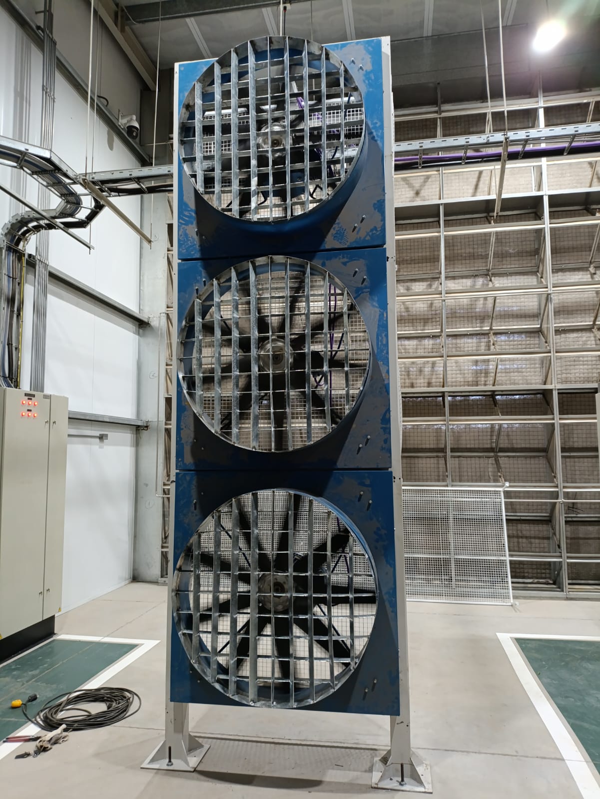 Fabricación de portico para ventilador
Deflectores para direccionar el flujo de aire.