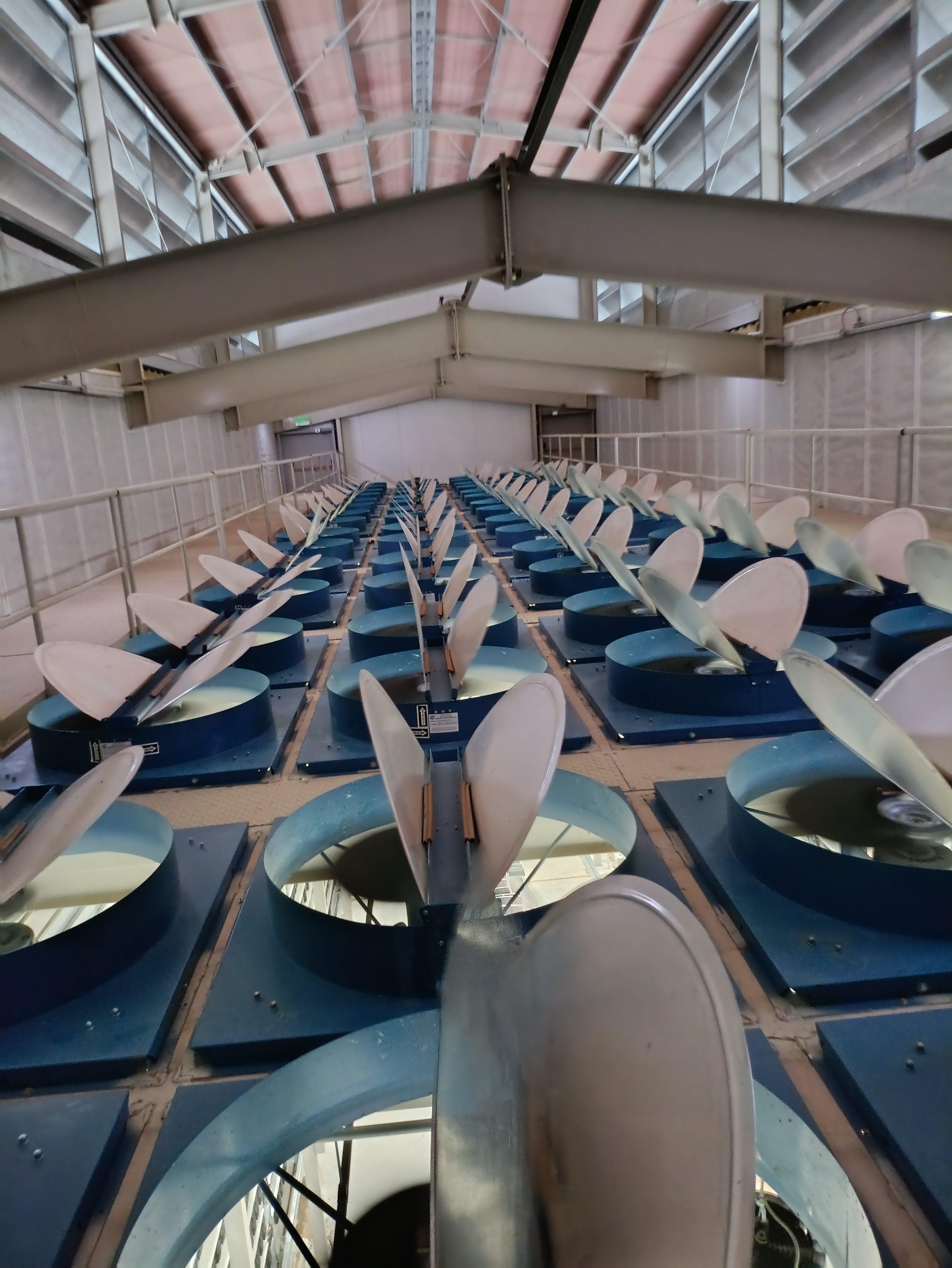 Calibracion de aspa ventiladores 
Regulacion de aspas para mayor empuje  mediante amperaje.